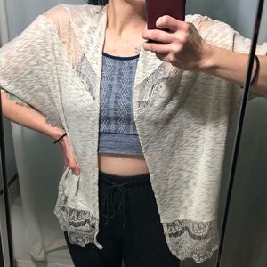 Women’s M Short Sleeve Beige Cardigan